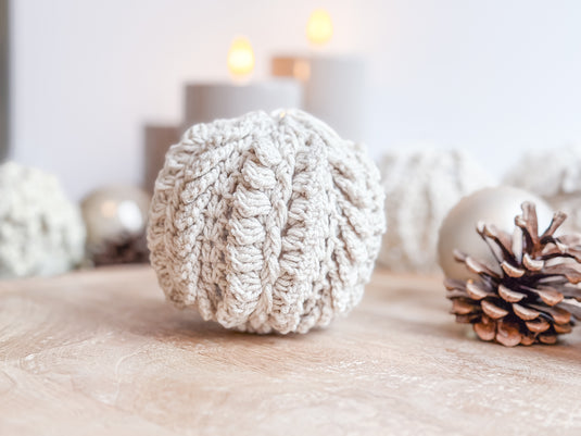 Ornament Amey Kerstbal 8 cm